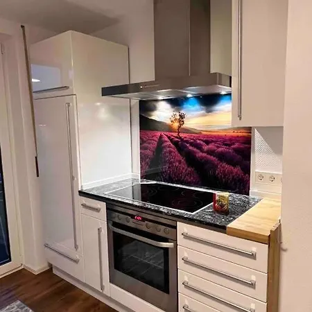Ferien-wohnung Mit Pool In Exklusiver Waldrand Lage *